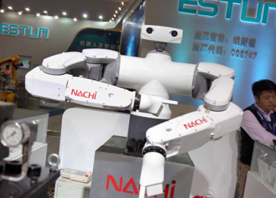 رباتهایی با عملکرد متفاوت در نمایشگاه چین