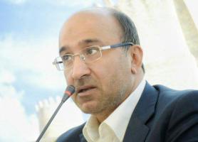 خبرنگاران منصفانه قلم بزنند