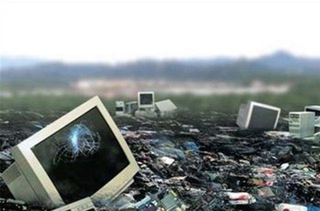 زباله های الکترونیکی رهاشده در 26 صندلی دفن زباله گیلان