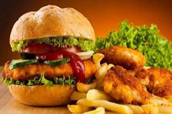 افزایش ریسک ابتلا به سرطان با مصرف همبرگر و پیتزا افزایش ریسک ابتلا به سرطان با مصرف همبرگر و پیتزا