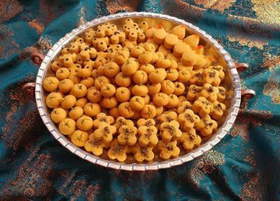طرز تهیه و نکات اصلی شیرینی عید نخودچی زعفرانی بدون فر و با فر