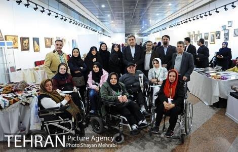 حناچی: آثار زنان هنرمند دارای معلولیت شناسنامه دار می شود حناچی: آثار زنان هنرمند دارای معلولیت شناسنامه دار می شود