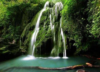 به استان آبشارهای ایران سفر کنید