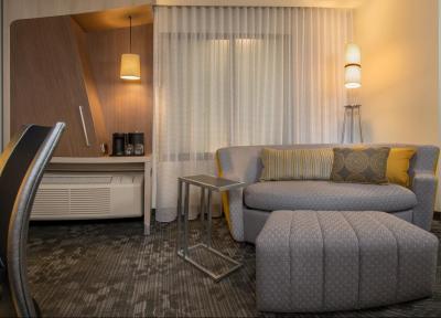 آشنایی با هتل 3 ستاره کورتیارد مریوت ایرپورت ساسکاتون کانادا