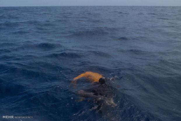 اجساد 82 مهاجر در سواحل تونس از آب گرفته شد