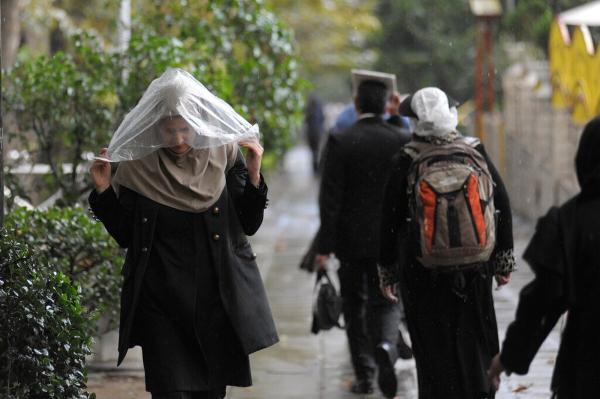 پیش بینی هواشناسی برای بارش باران در ارتفاعات تهران