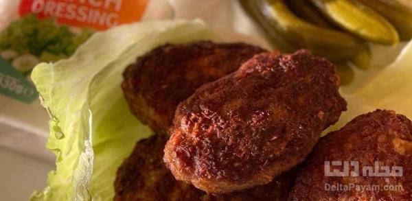 طرز تهیه کتلت گوشت با پنیر پیتزا